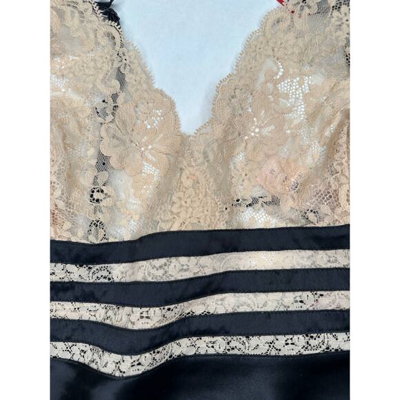 Victoria's Secret Silk Cami Lingerie - Medium, NWT - Picture 8 of 10